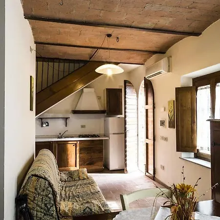 Casa Volaterra *